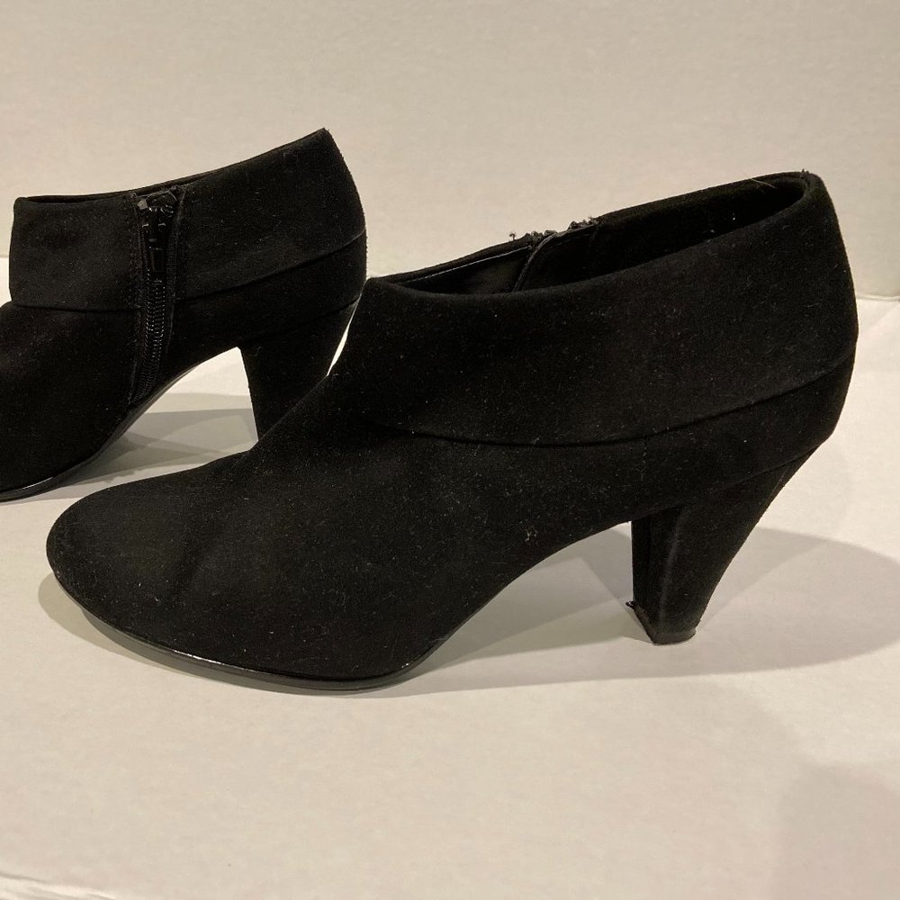 XAPPEAL Jacy Women's HEELED SIDE ZIP BOOTIES Black Suede - 9